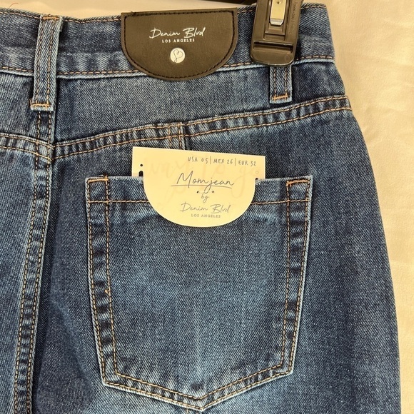 Denim Blvd High Waisted Mom Jeans With Snap Cuffs - Picture 4 of 6